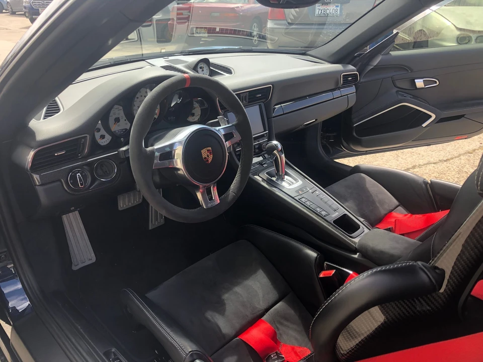 2015 Porsche 991 GT3 - Image 9 of 12