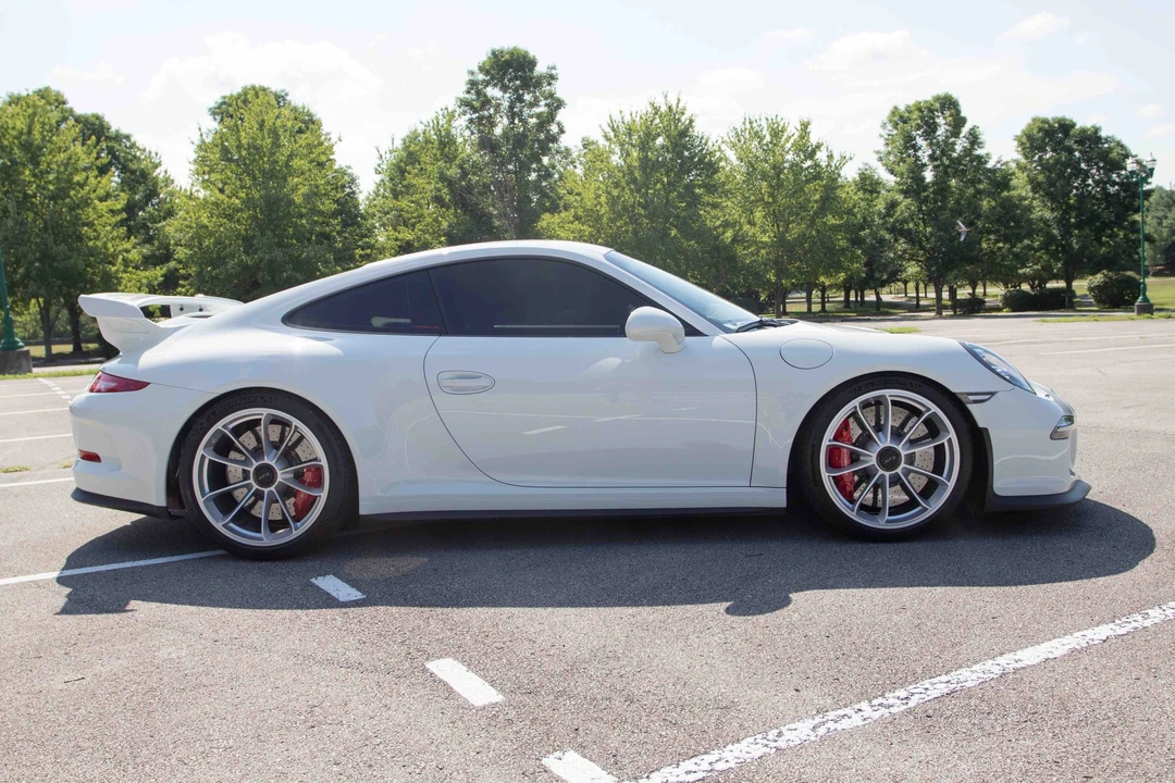 2015 Porsche 991 GT3 - Image 3 of 10