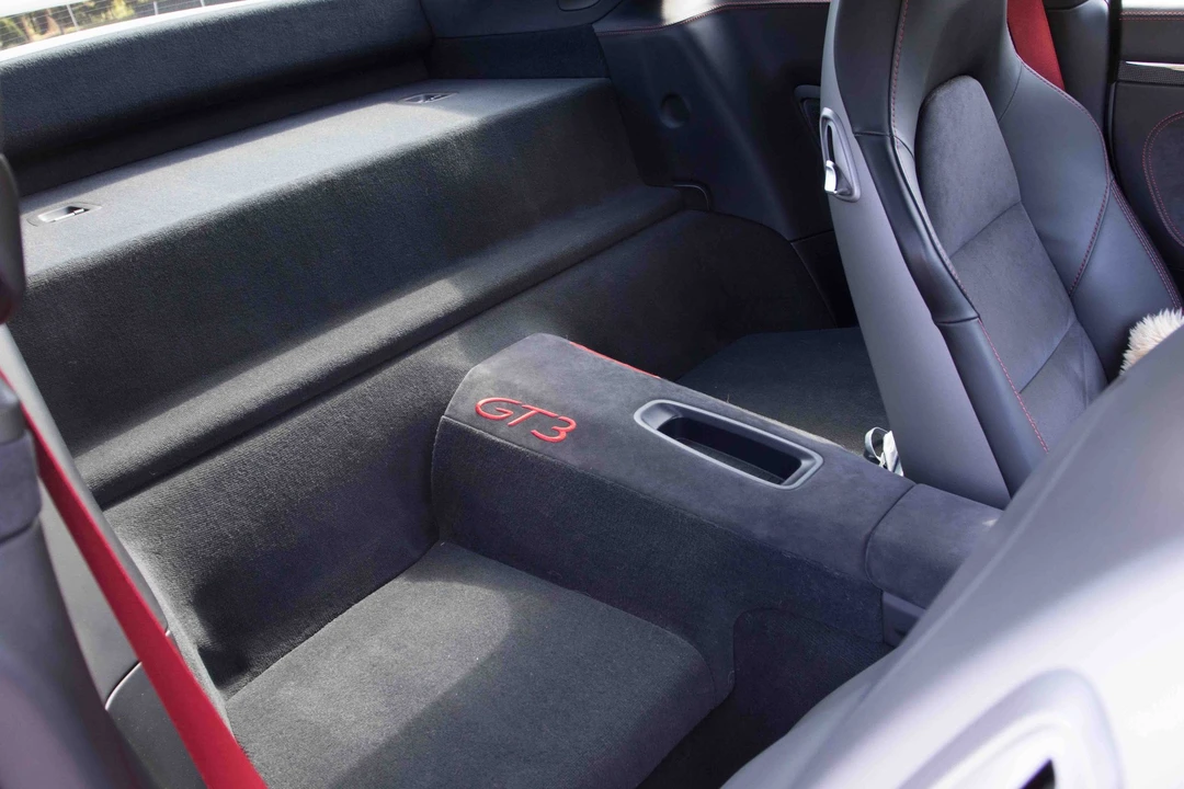 2015 Porsche 991 GT3 - Image 9 of 10