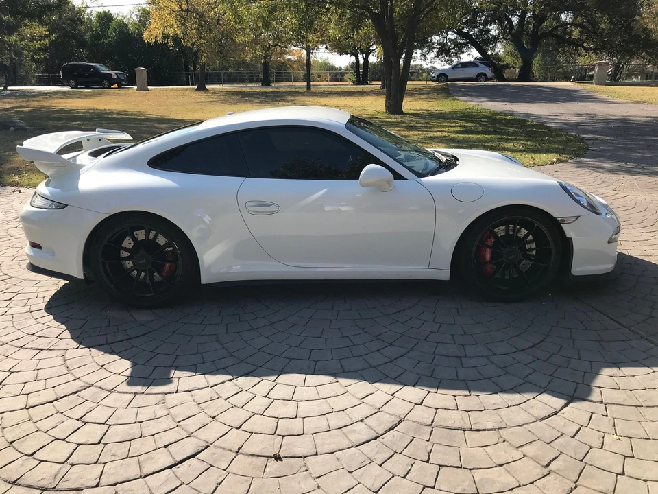 2015 Porsche 991 GT3 - Image 5 of 10