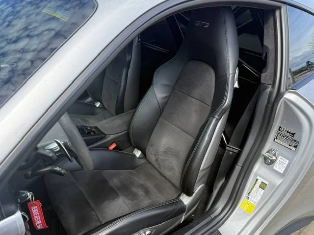 2015 Porsche 991 GT3 - Image 16 of 23