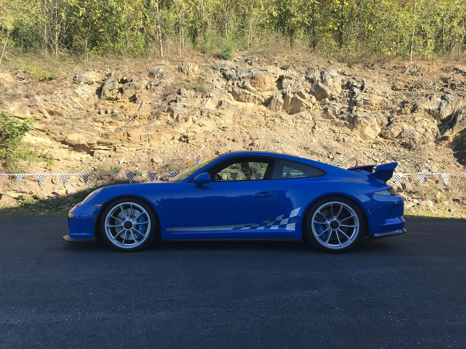 2015 Porsche 991 GT3 - Image 2 of 14
