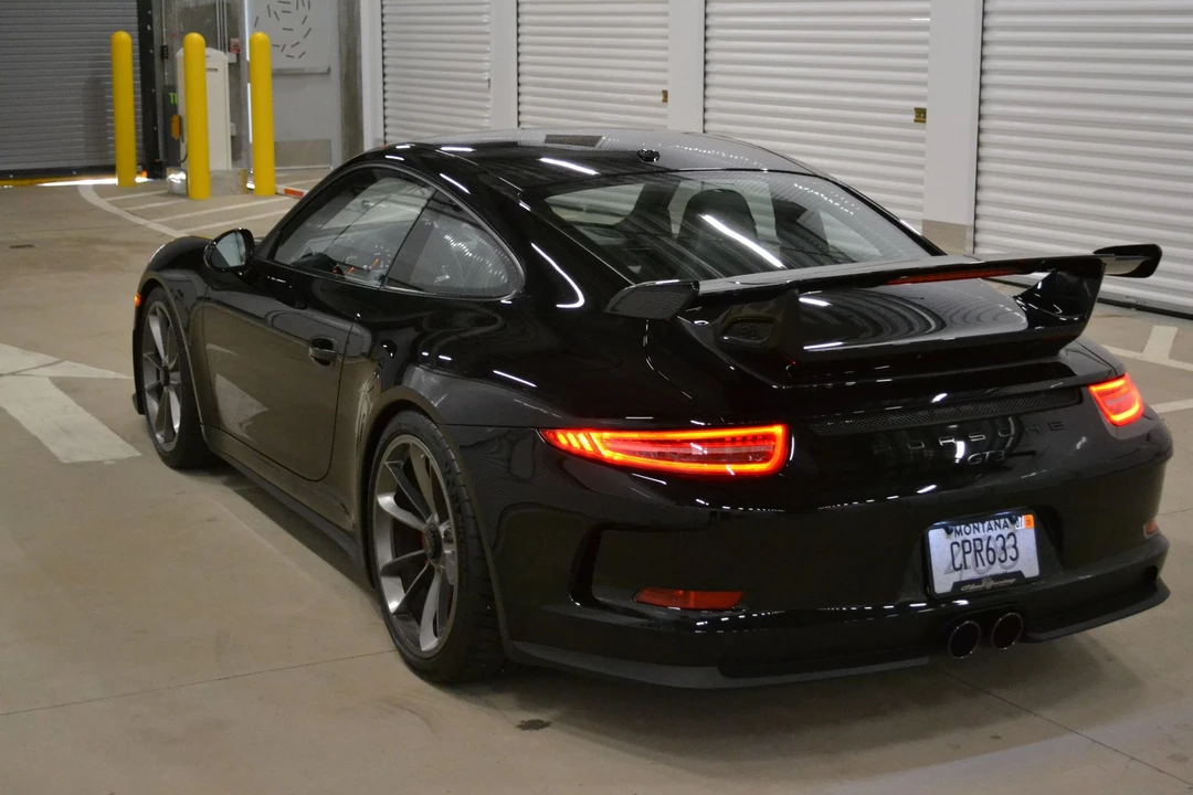 2015 Porsche 991 GT3 - Image 17 of 31