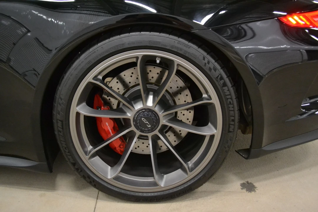 2015 Porsche 991 GT3 - Image 23 of 31