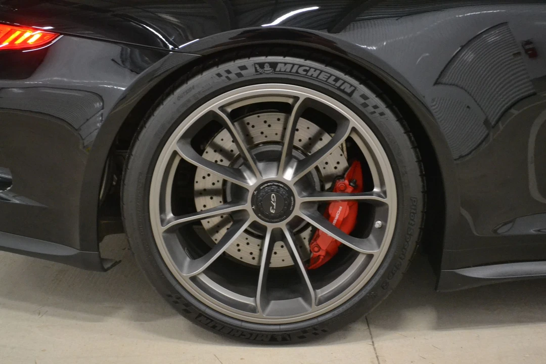 2015 Porsche 991 GT3 - Image 26 of 31