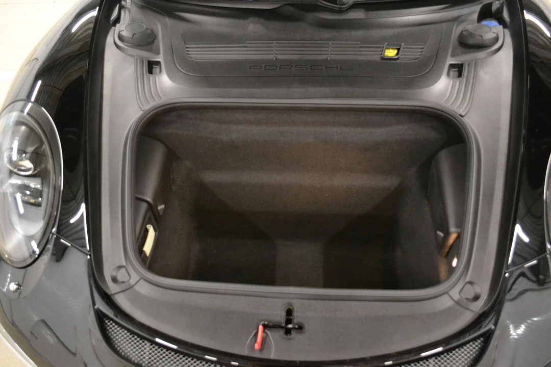 2015 Porsche 991 GT3 - Image 27 of 31