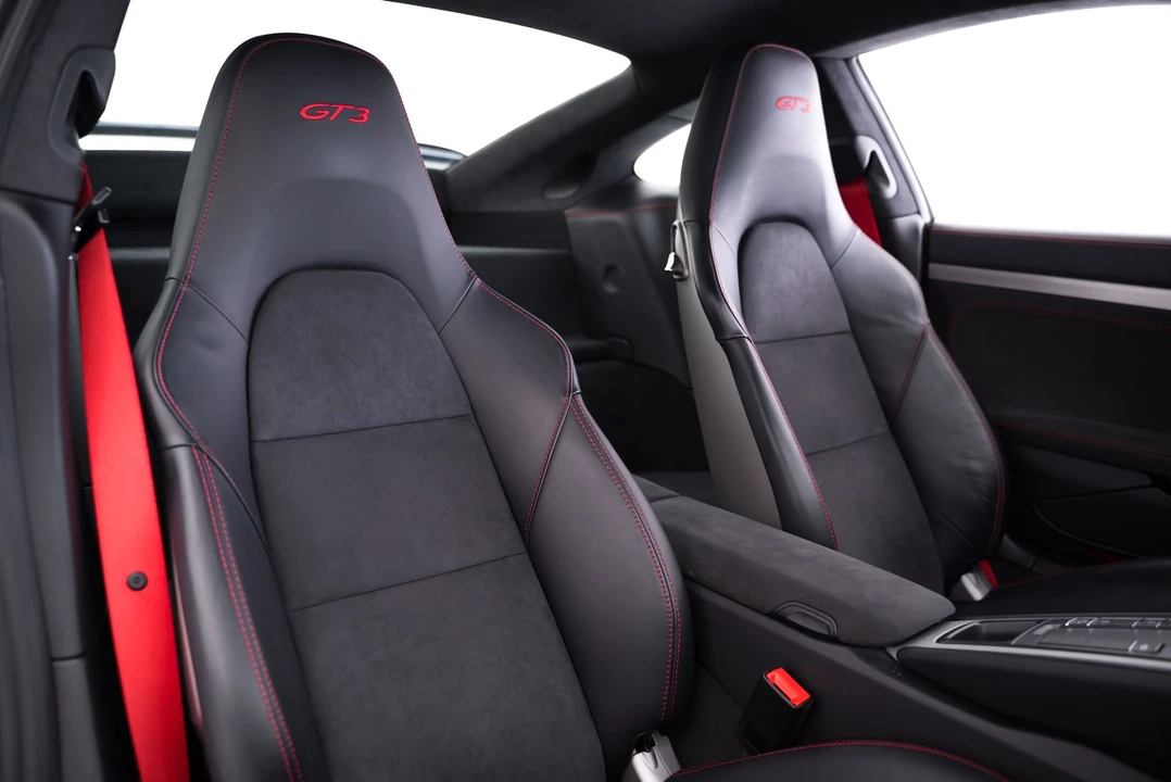 2015 Porsche 991 GT3 - Image 15 of 24
