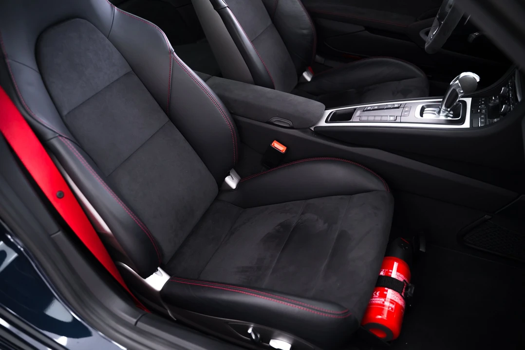 2015 Porsche 991 GT3 - Image 16 of 24