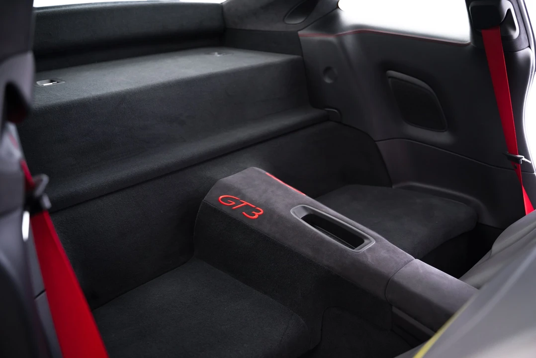 2015 Porsche 991 GT3 - Image 17 of 24
