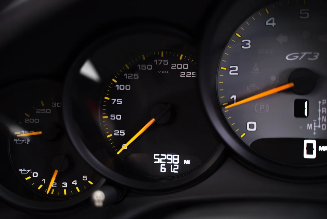 2015 Porsche 991 GT3 - Image 19 of 24