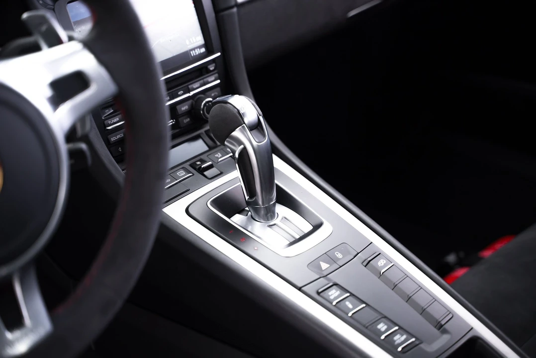 2015 Porsche 991 GT3 - Image 22 of 24