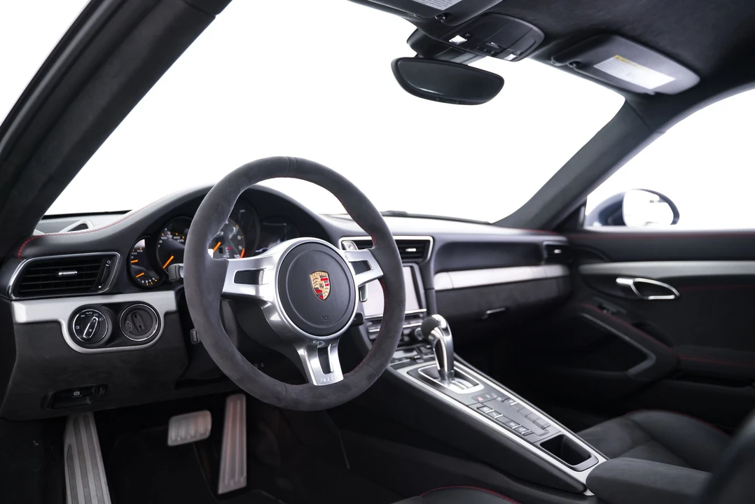 2015 Porsche 991 GT3 - Image 8 of 24