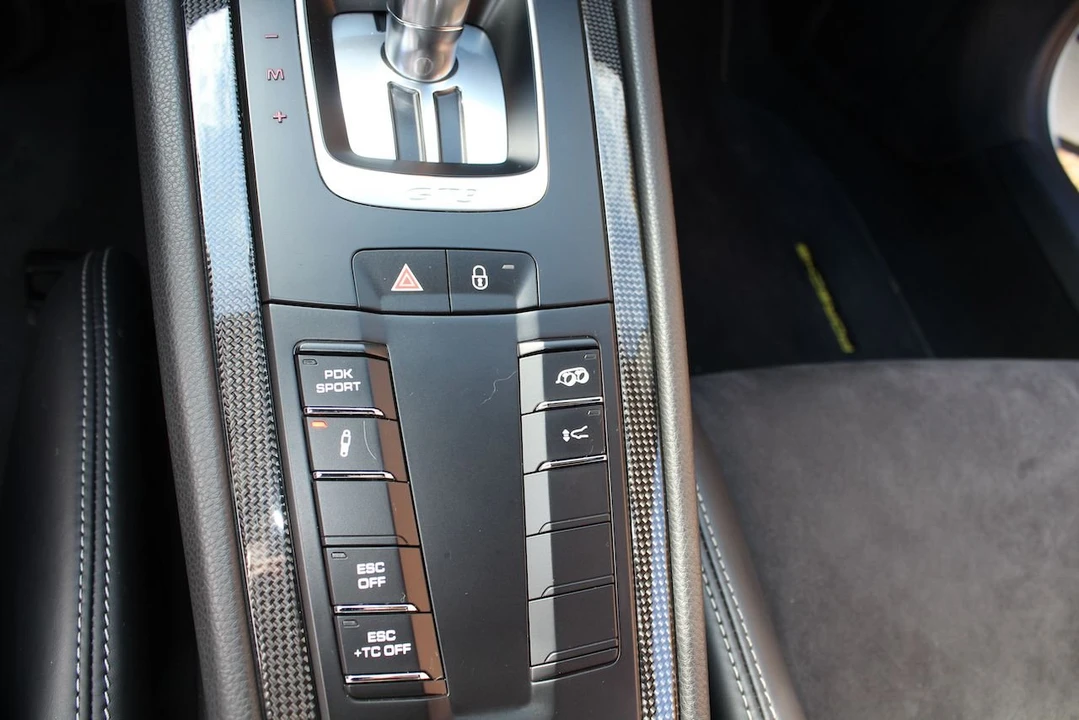 2015 Porsche 991 GT3 - Image 6 of 10