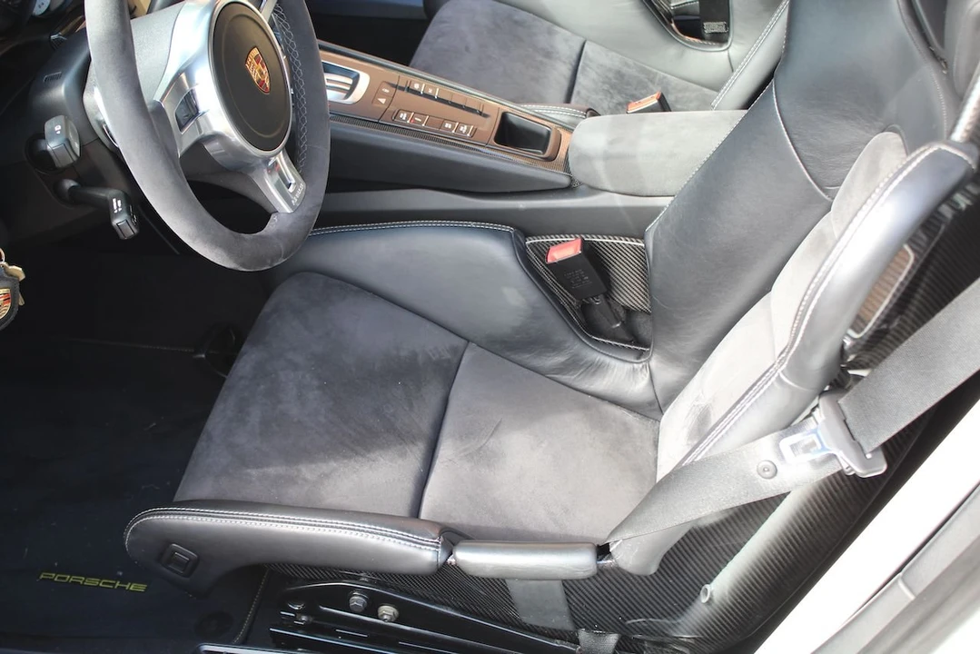 2015 Porsche 991 GT3 - Image 5 of 10