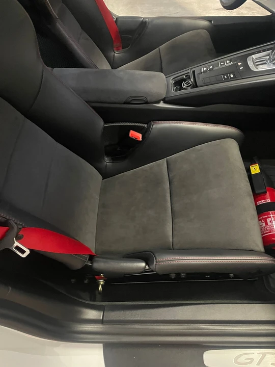 2015 Porsche 991 GT3 - Image 13 of 17