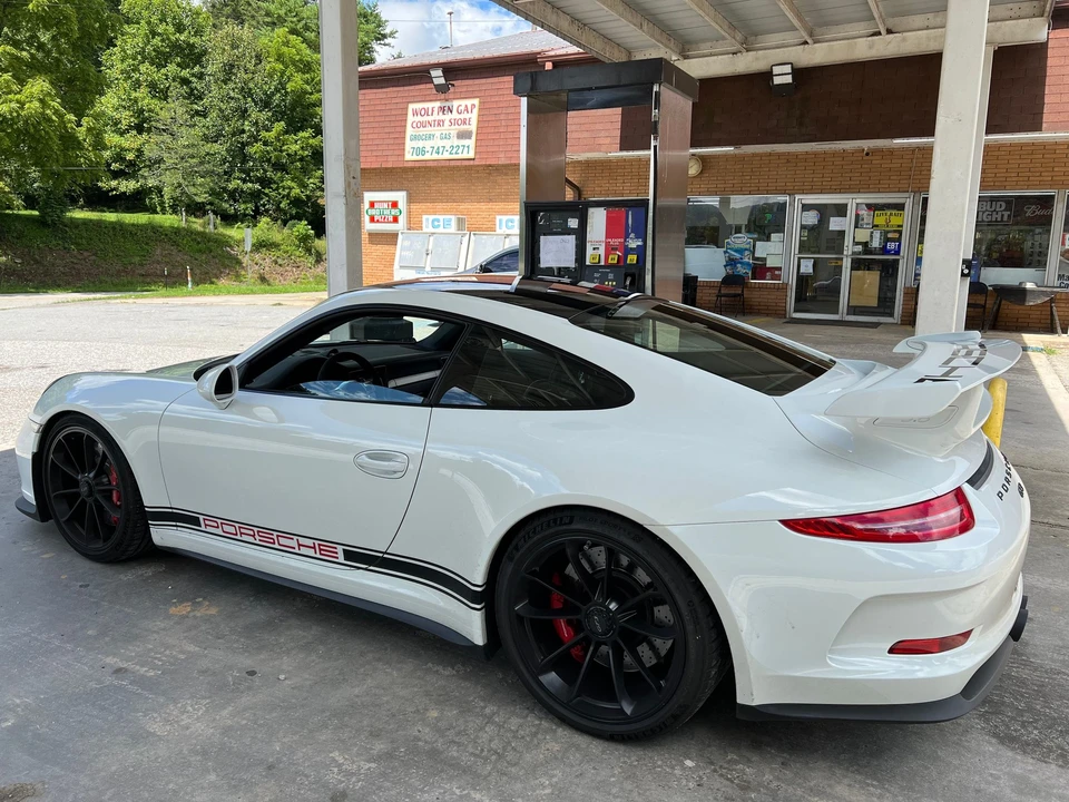 2015 Porsche 991 GT3 - Image 4 of 5