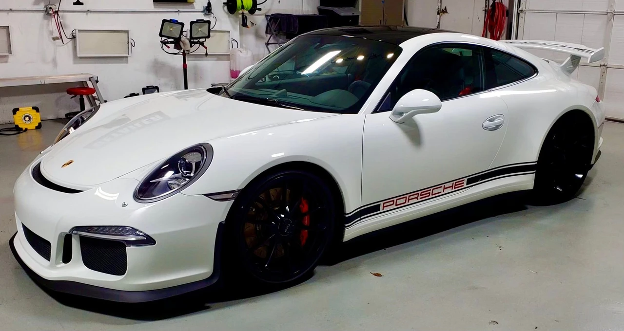 2015 Porsche 991 GT3 - Image 5 of 5