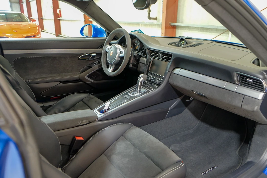 2015 Porsche 991 GT3 - Image 11 of 13