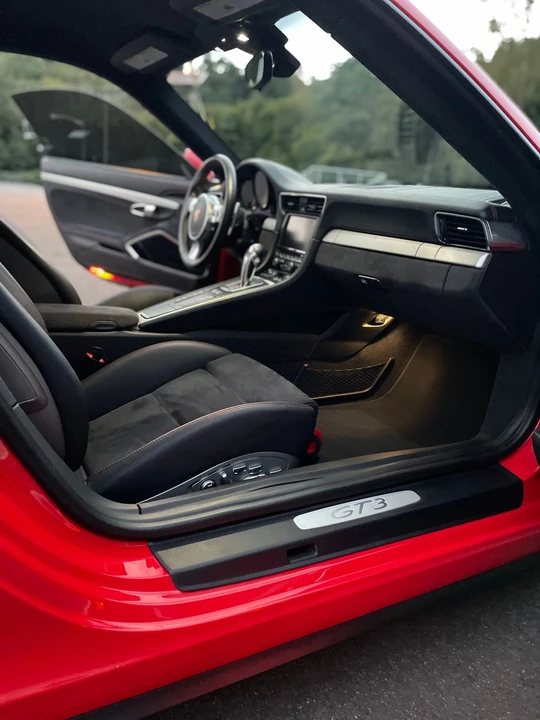 2015 Porsche 991 GT3 - Image 6 of 17