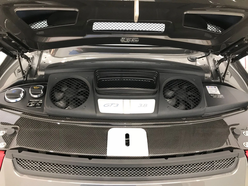 2015 Porsche 991 GT3 - Image 18 of 23
