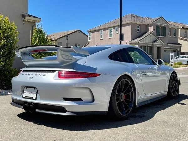 2015 Porsche 991 GT3 - Image 2 of 9