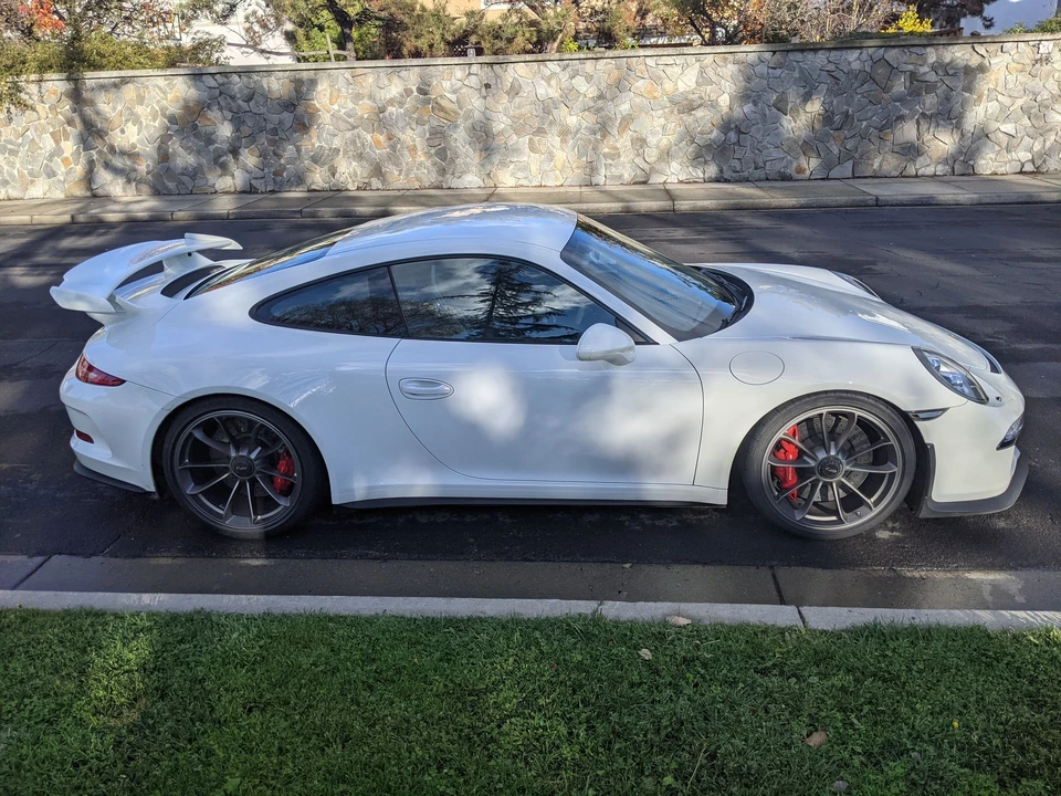 2015 Porsche 991 GT3 - Image 3 of 9