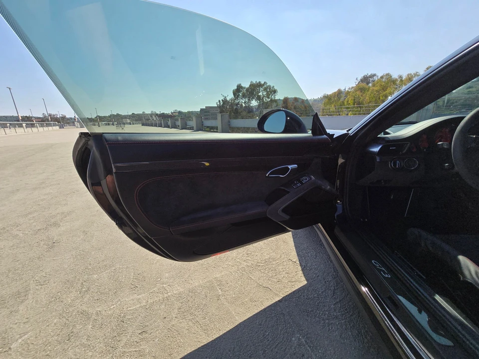2015 Porsche 991 GT3 - Image 2 of 27