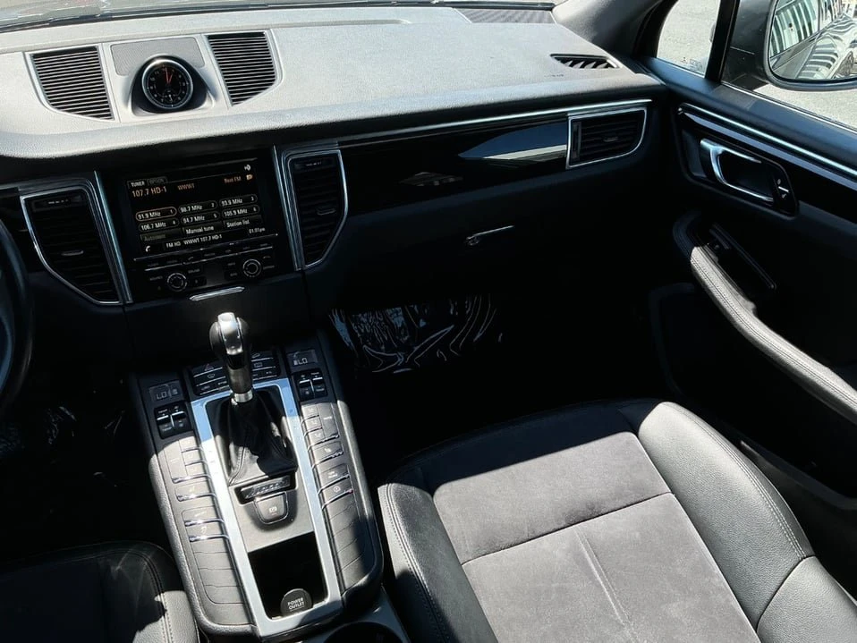 2015 Porsche Macan S - Image 16 of 20