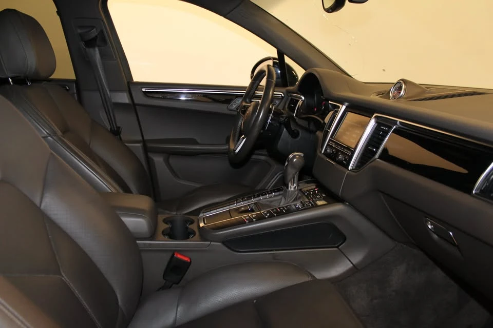 2015 Porsche Macan S - Image 5 of 10