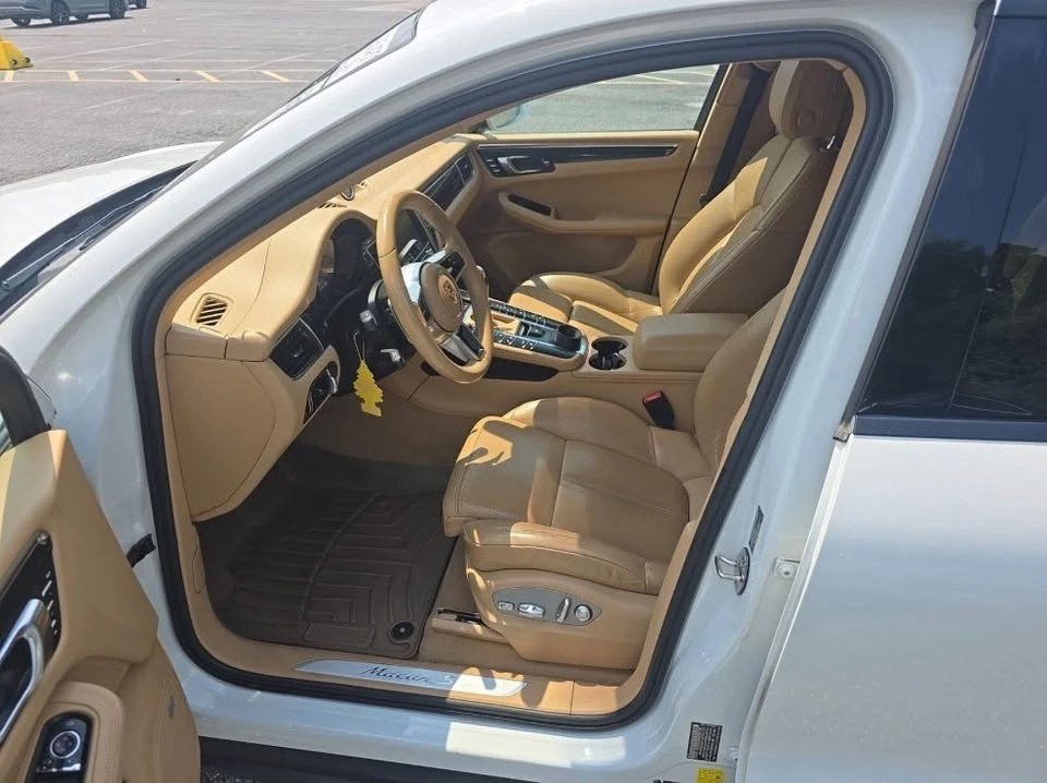 2015 Porsche Macan S - Image 6 of 9