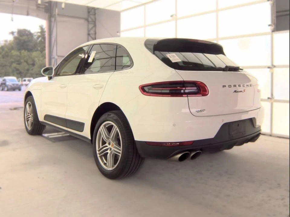 2015 Porsche Macan S - Image 8 of 9