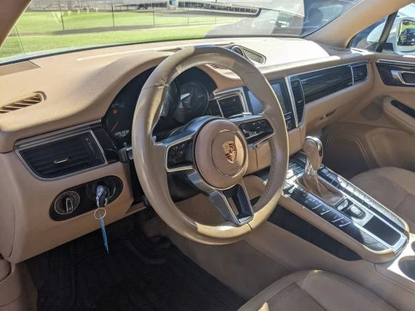 2015 Porsche Macan S - Image 12 of 21