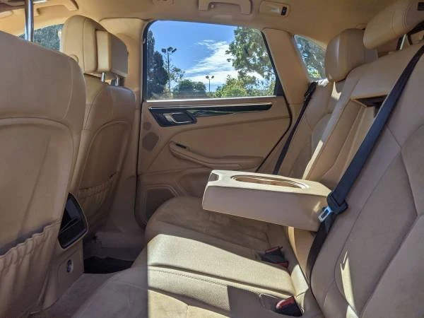 2015 Porsche Macan S - Image 14 of 21