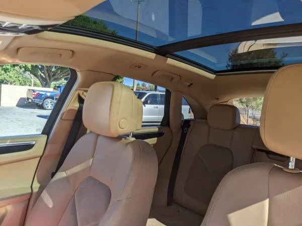 2015 Porsche Macan S - Image 20 of 21