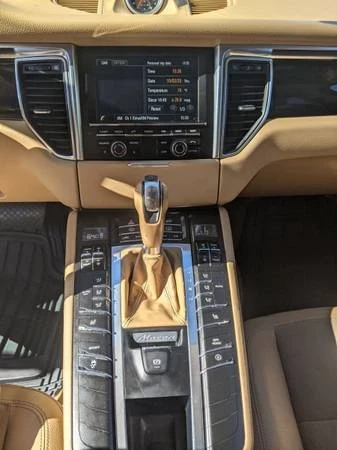 2015 Porsche Macan S - Image 17 of 21