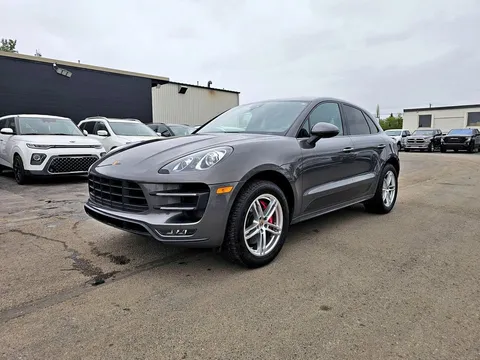 2015 Porsche Macan Turbo
