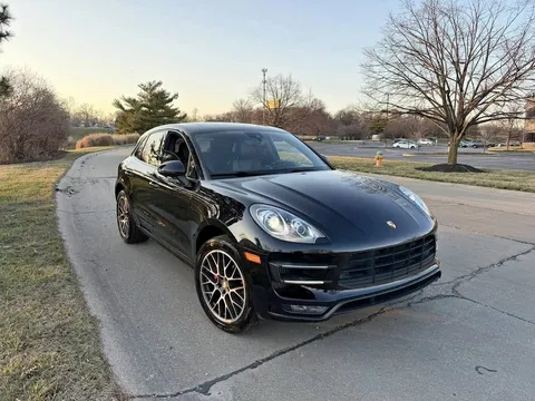 2015 Porsche Macan Turbo