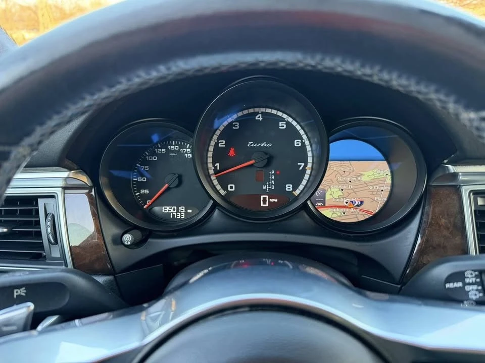 2015 Porsche Macan Turbo - Image 6 of 20