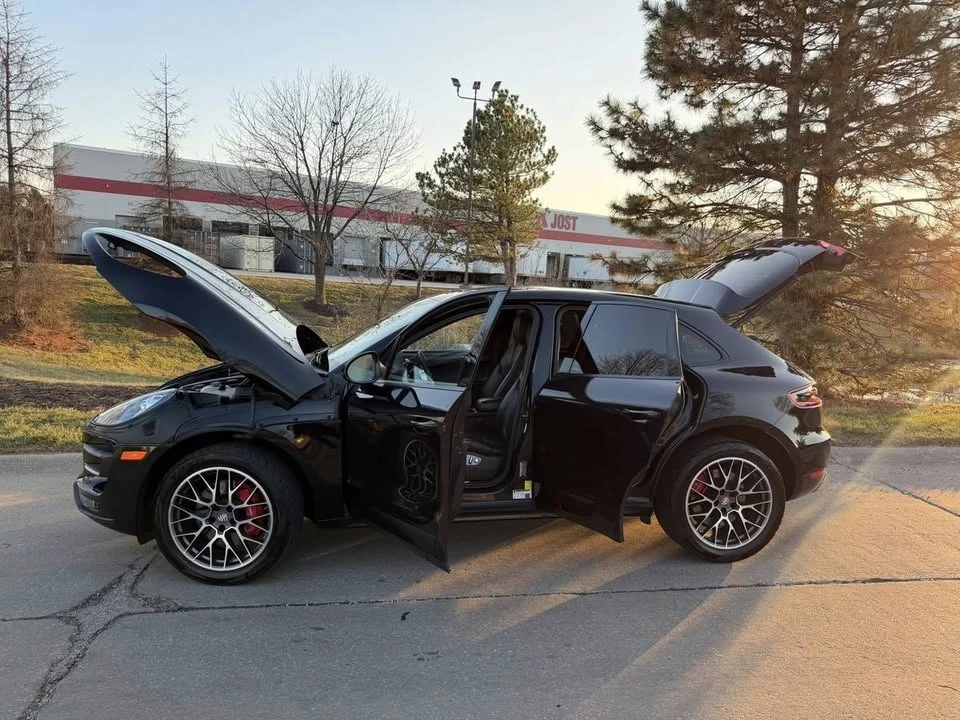 2015 Porsche Macan Turbo - Image 3 of 20