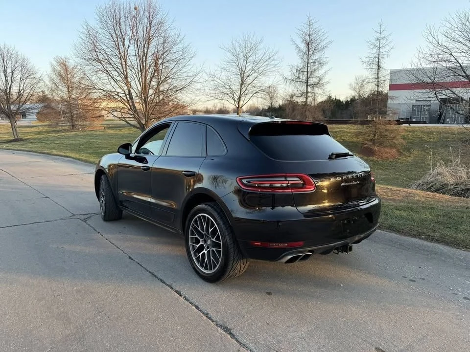 2015 Porsche Macan Turbo - Image 12 of 20