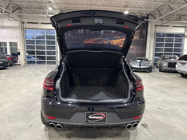 2015 Porsche Macan - Image 16 of 20