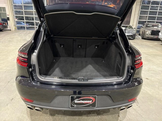 2015 Porsche Macan - Image 17 of 20