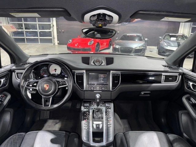 2015 Porsche Macan - Image 10 of 20