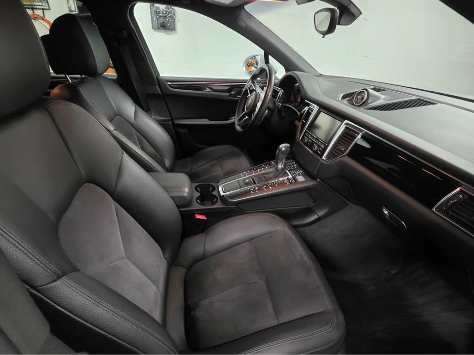 2015 Porsche Macan - Image 7 of 15