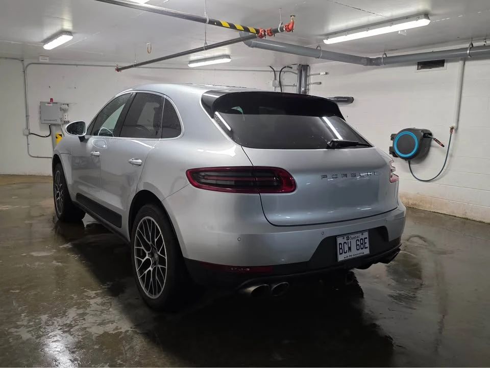 2015 Porsche Macan - Image 3 of 15