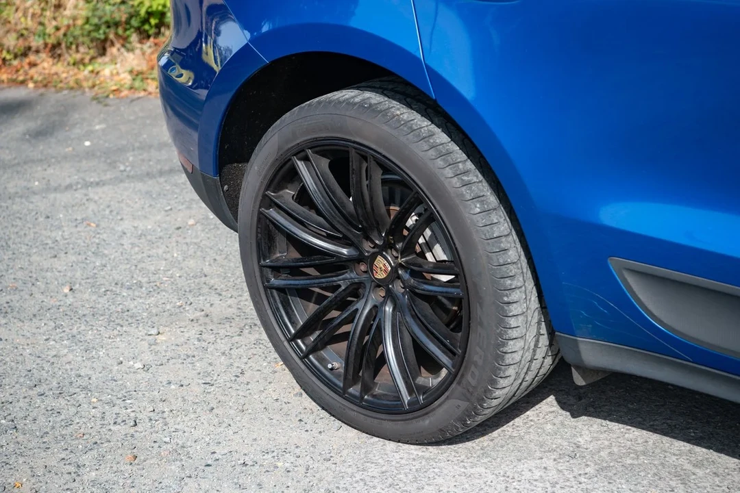 2015 Porsche Macan S - Image 24 of 30