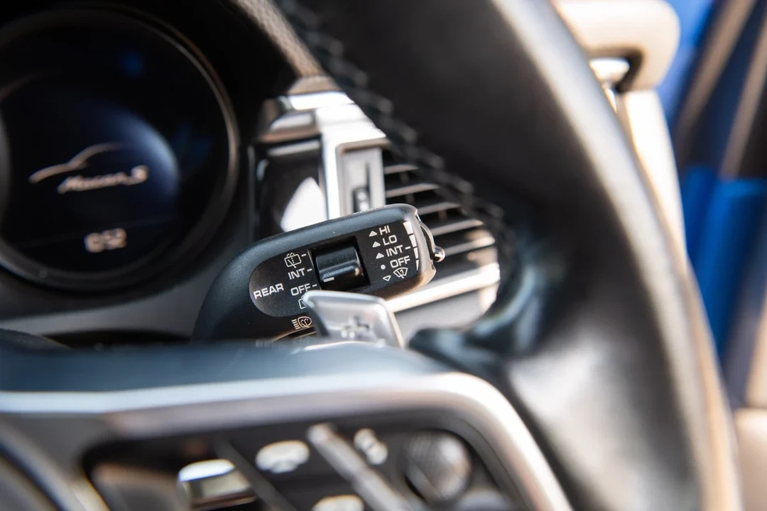 2015 Porsche Macan S - Image 27 of 30