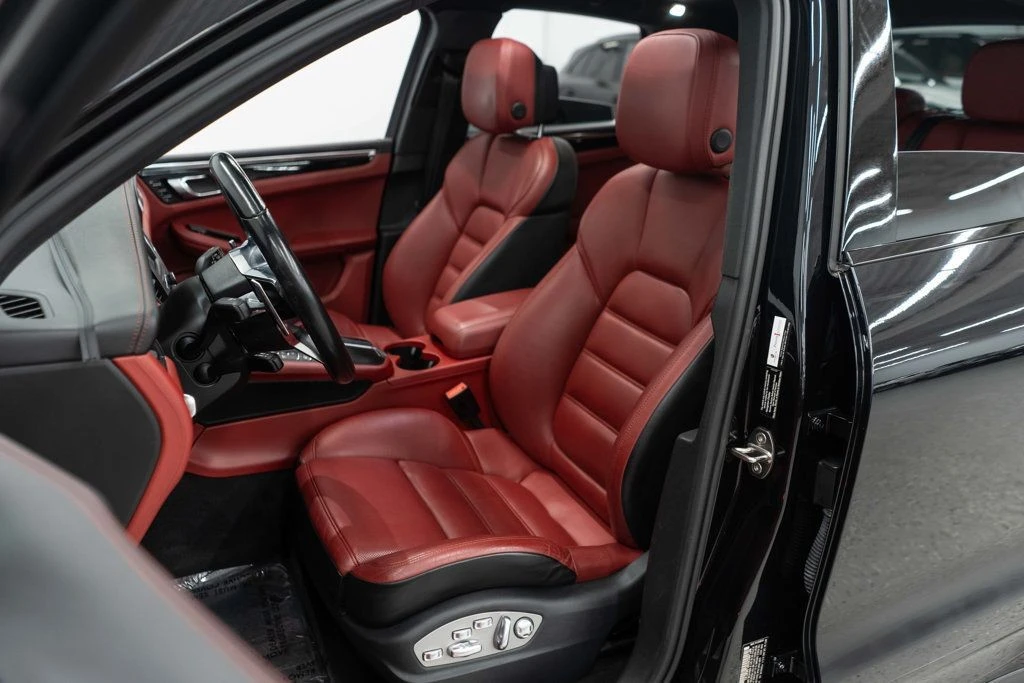 2015 Porsche Macan S - Image 9 of 12