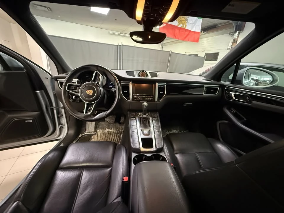 2015 Porsche Macan S - Image 13 of 20