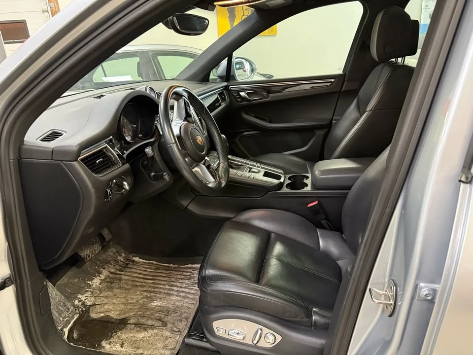 2015 Porsche Macan S - Image 9 of 20